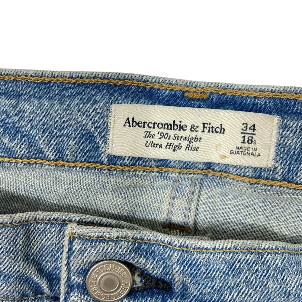 Abercrombie & Fitch The 90’s Straight Ultra High Rise Jean - Picture 3 of 13